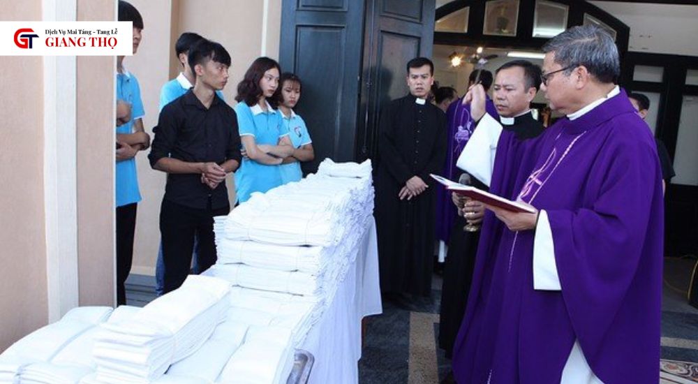 Khâm liệm và phát tang