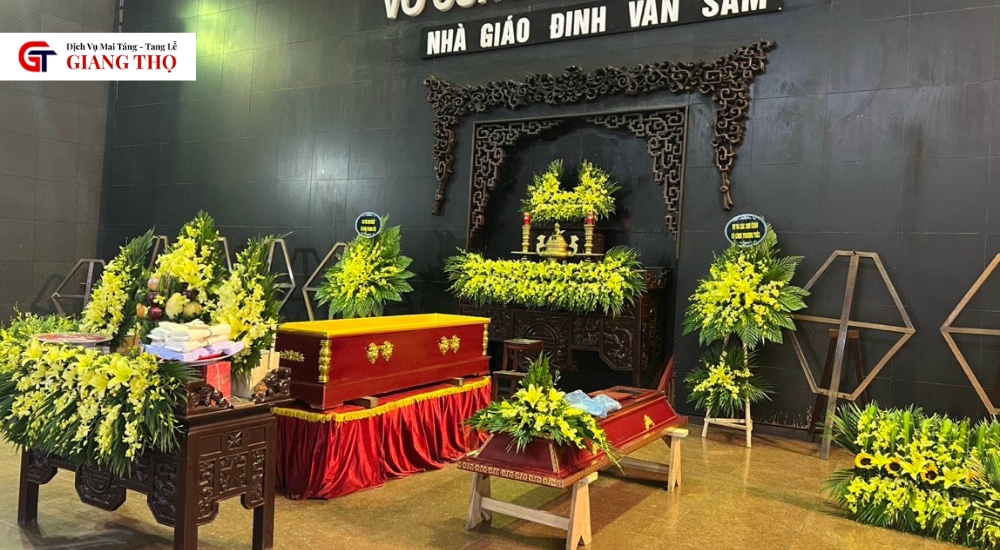 Giang Thọ phục vụ đúng giờ, đúng lễ, tận tâm từng chi tiết
