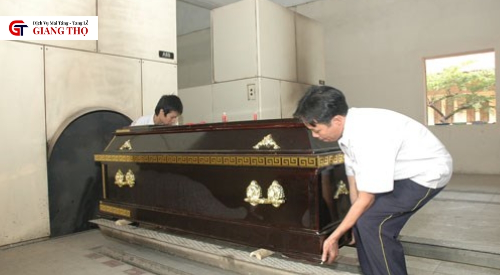 hỏa táng có đốt quan tài không