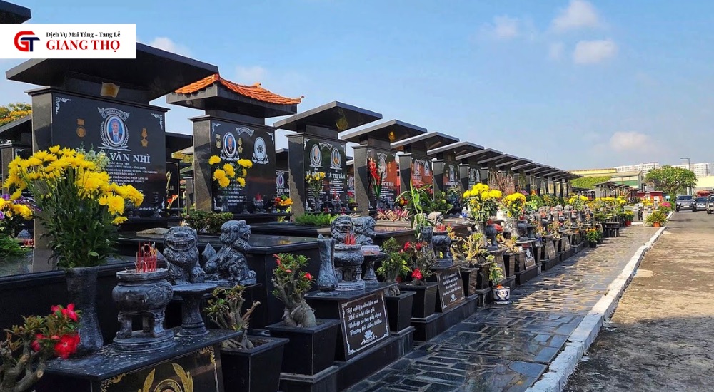 Nghĩa trang tại thành phố do chính quyền quản lý, phục vụ đông dân, quy hoạch bài bản