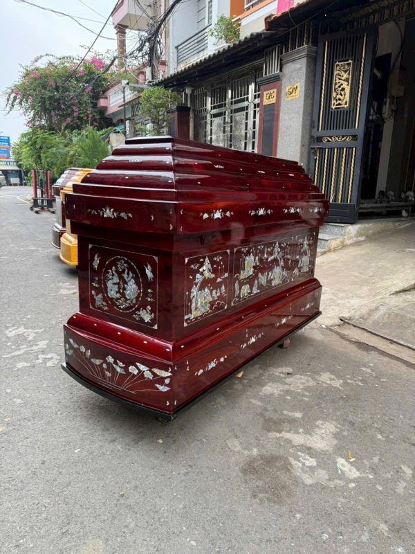 Hòm Đài Loan Gỗ Căm Xe Cẩn