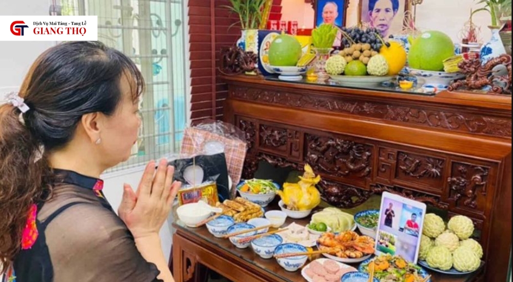 Giỗ đầu là nghi lễ được tổ chức đúng một năm sau ngày người thân ra đi