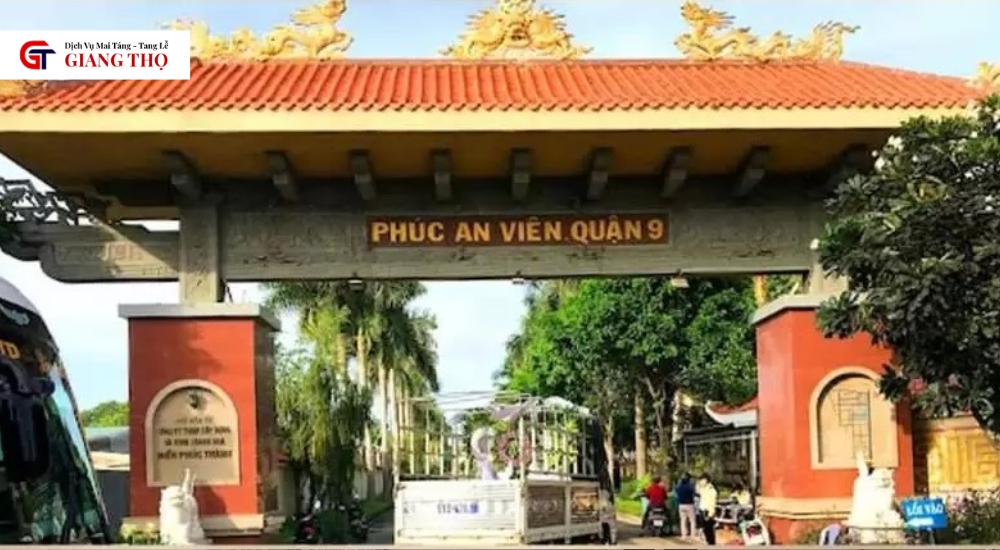 nên tổ chức tang lễ tại nhà hay nhà tang lễ