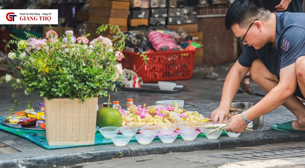 Gia đình thường tổ chức lễ giải oan để gọi hồn về nhà
